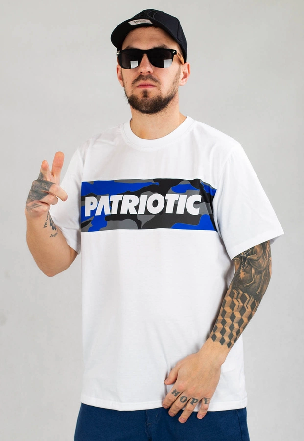 T-shirt Patriotic Futura Camo Box biały