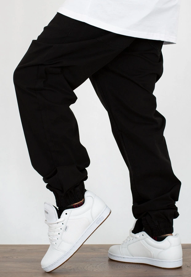 Spodnie Mass Jogger Sneaker Fit Signature czarne