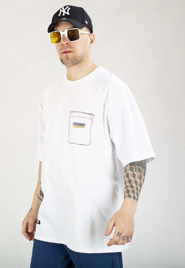 T-shirt Mass Fake Pocket biały
