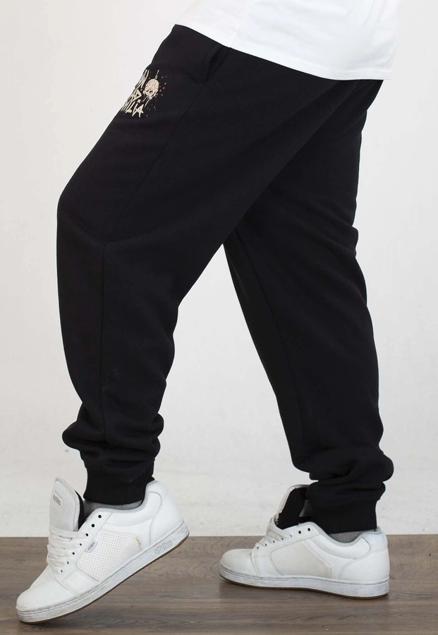 Dresy Brain Dead Familia Mózg czarne