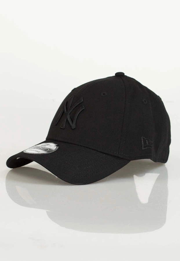 Czapka Full Cap New Era League Essential 9FORTY® New York Yankess 80468932 czarno czarna