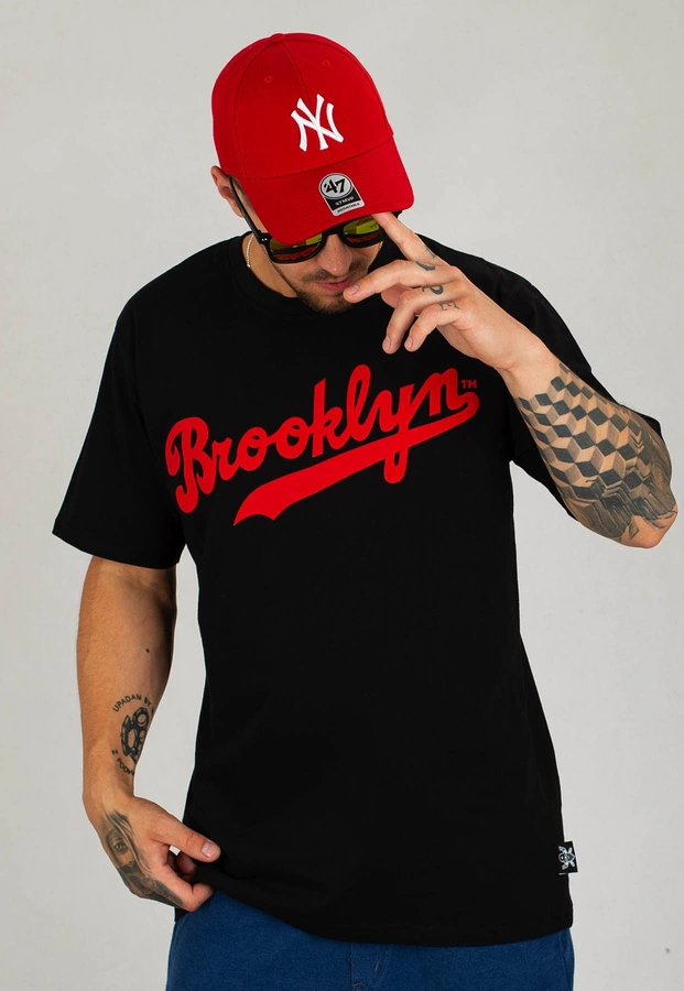 T-shirt Red Eyes Brooklyn czarno czerwony