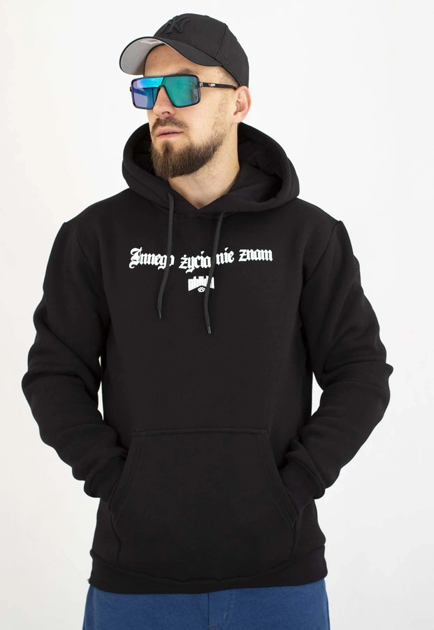 Bluza Chada Z Kapturem Innego Życia Nie Znam czarna