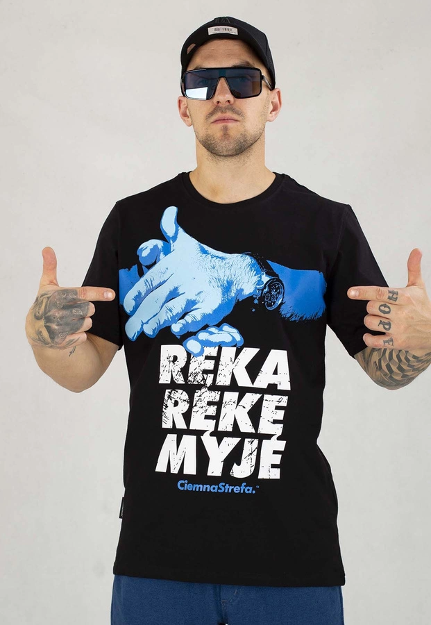 T-shirt Ciemna Strefa Ręka Rękę Myje czarny