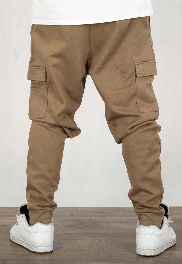 Dresy SikSilk Essentials Cargo Joggers brązowe