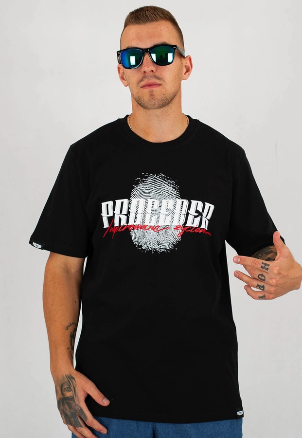 T-shirt Chada Inspirowany czarny