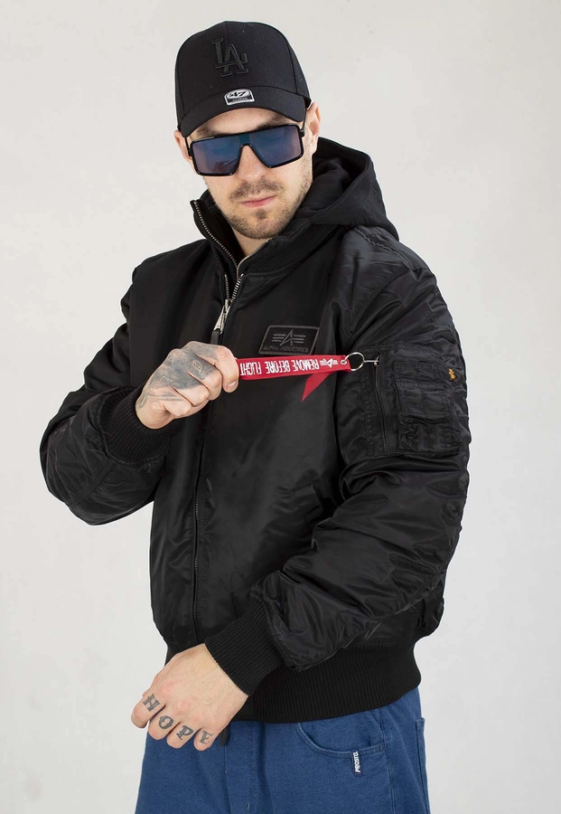 Kurtka Alpha Industries Zimowa MA-1D-Tec 183110 czarno czarna