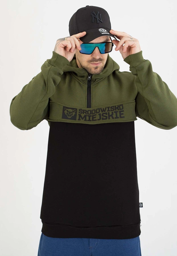 Bluza Środowisko Miejskie Z Kapturem Essential Bear khaki czarna