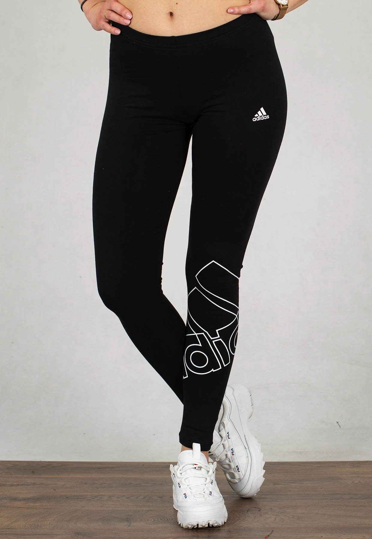 Legginsy Adidas Essentials Logo GM5535 czarne