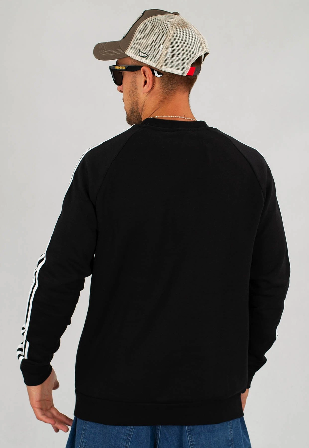 Bluza Adidas 3 Stripes Crew DV1555 czarna MEMBRANA.PL