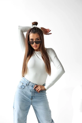 Longsleeve Olavoga Basit ecru