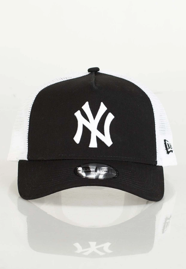 Czapka Full Cap New Era Leage Essential 9FORTY® Trucker New York Yankess 11588491 czarno biała