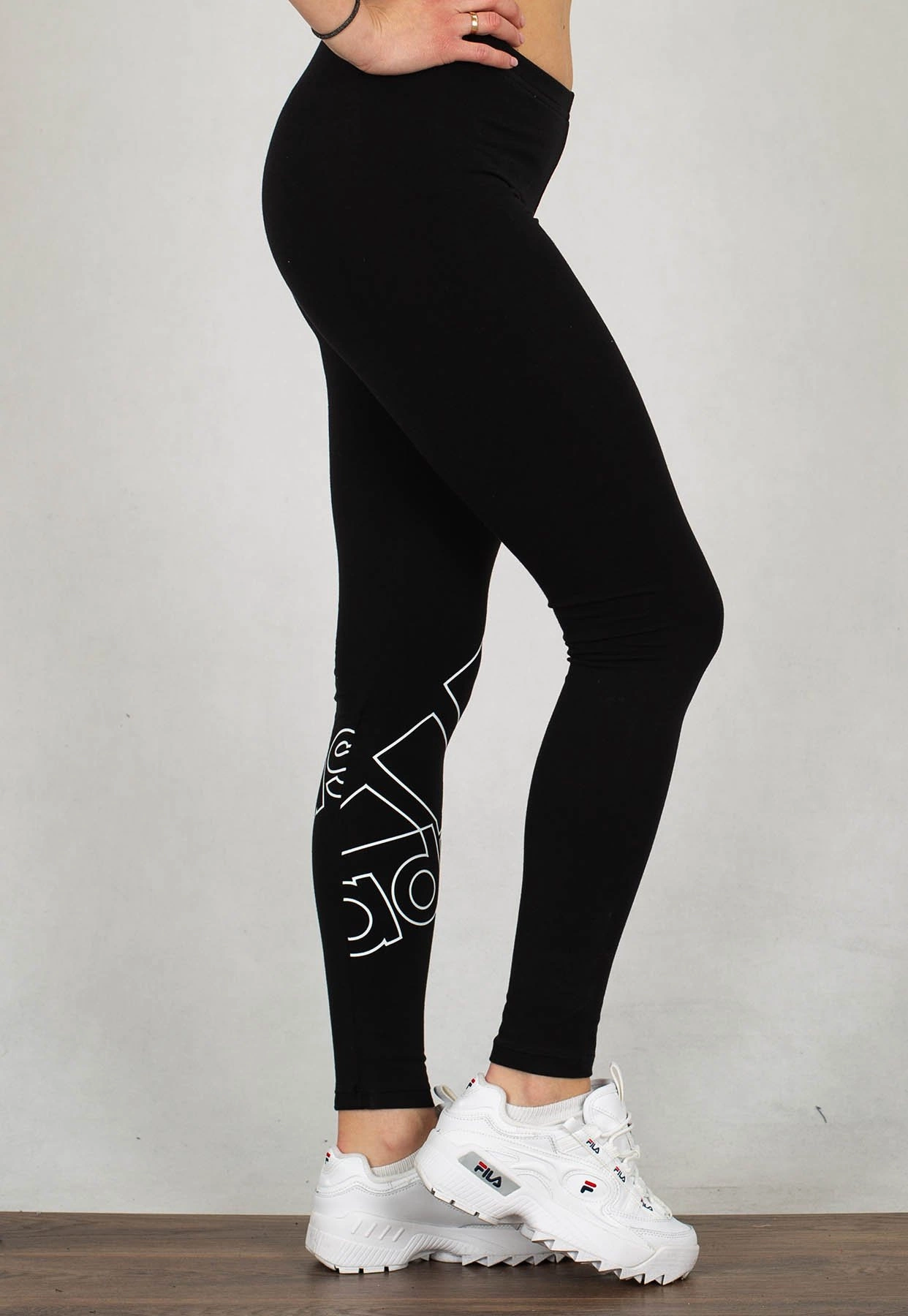 Legginsy Adidas Essentials Logo GM5535 czarne