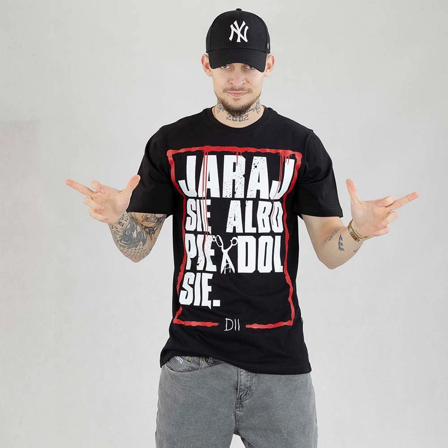 T-shirt Demonologia Jaraj Się czarny