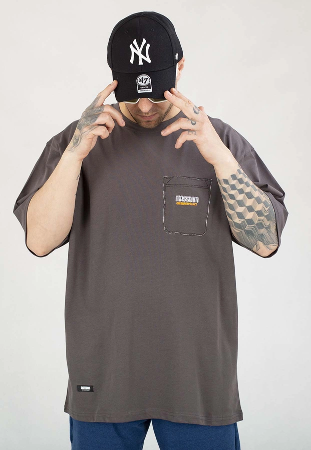 T-shirt Mass Fake Pocket grafitowy