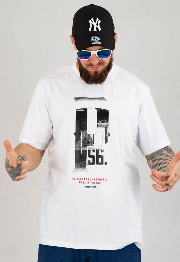 T-shirt Dudek P56 Podwórko biały