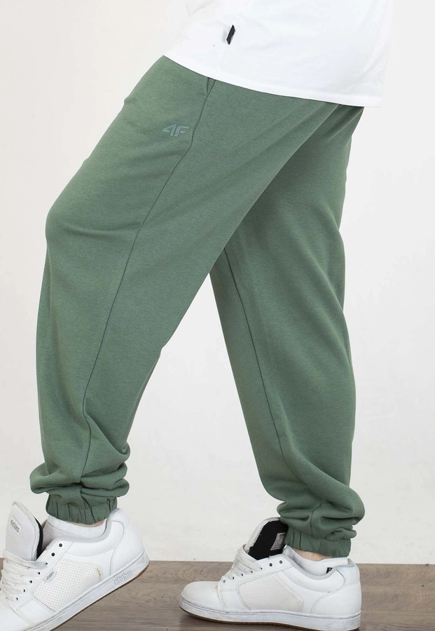 Dresy 4F Regular CAS M1272 zielone