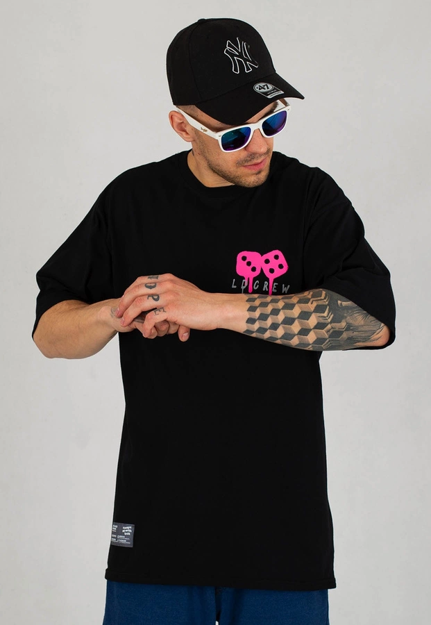 T-shirt Lucky Dice Spray Letters czarny