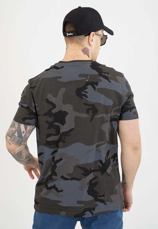 T-shirt Alpha Industries Basic 100501C czarny camo