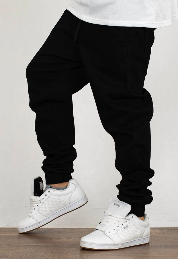Spodnie B.O.R. Biuro Ochrony Rapu Joggery Fit czarny jeans