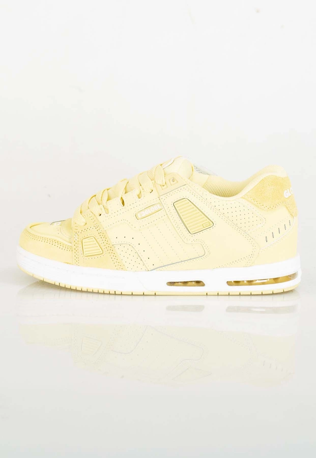 Buty Globe Sabre 29114 Butter Cream