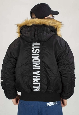 Kurtka Alpha Industries Zimowa 45P Hooded Custom 113145 czarna