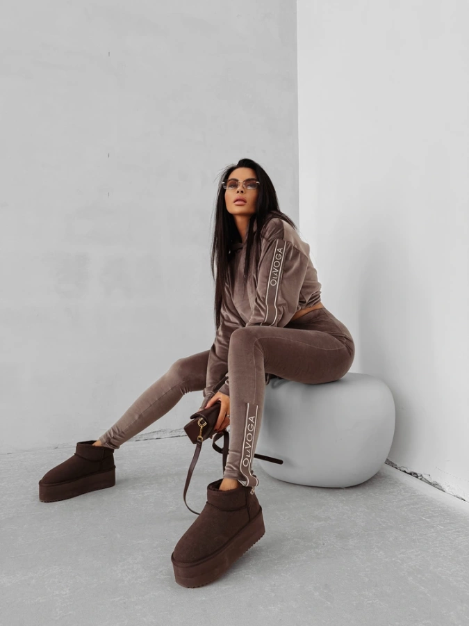 Komplet Olavoga Velvet Aura beżowy