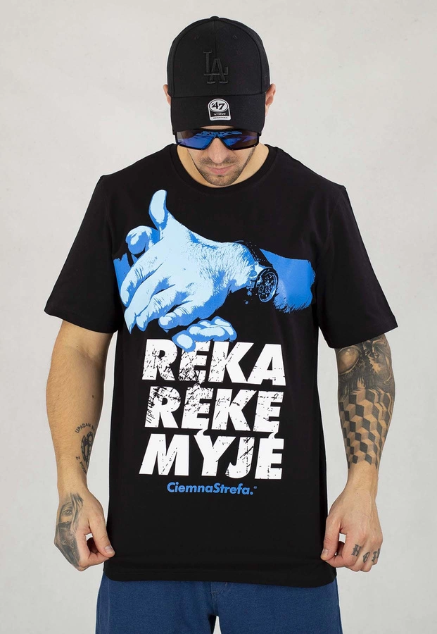 T-shirt Ciemna Strefa Ręka Rękę Myje czarny