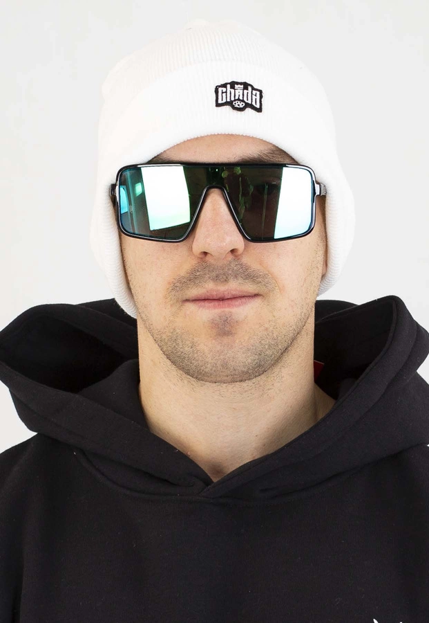 Czapka Zimowa Chada Wywijana Kastet Logo biała