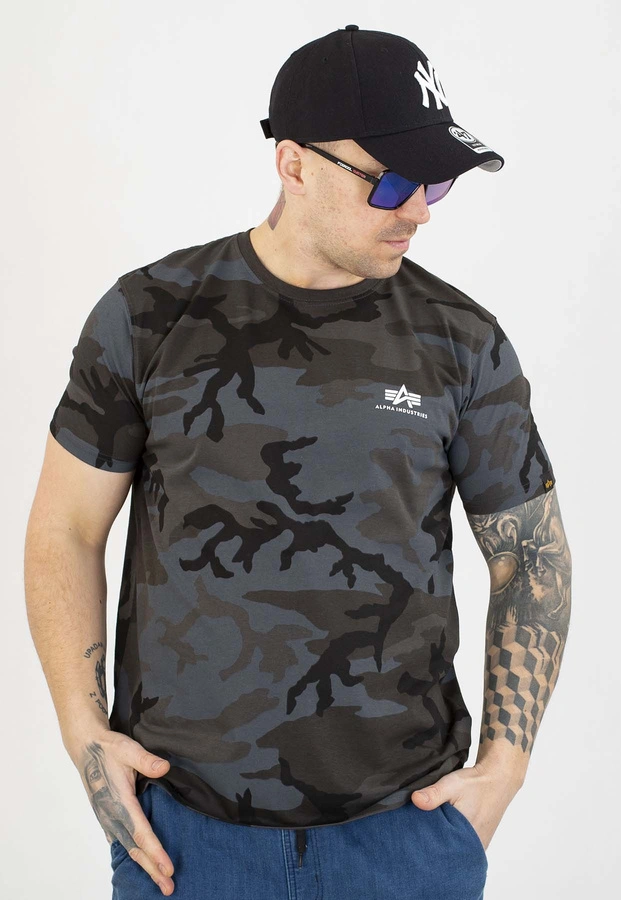 T-shirt Alpha Industries Back Print 128507C czarny camo