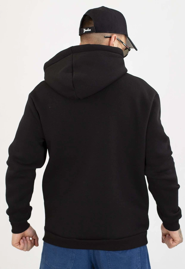 Bluza Chada Z Kapturem Żyję Dzięki Tym Tekstom czarna