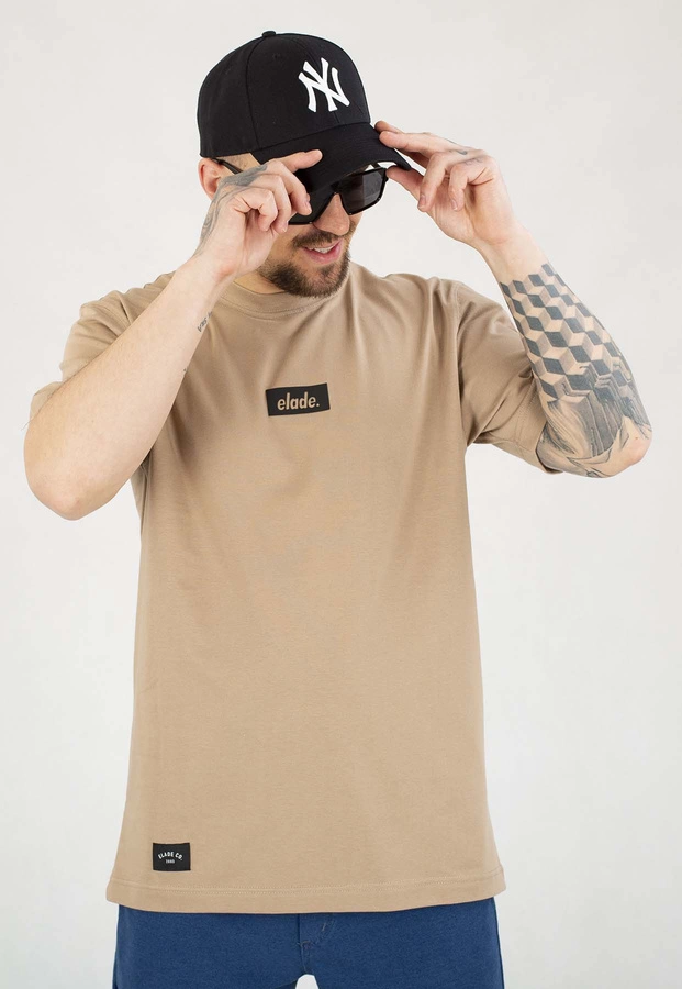 T-shirt Elade Box Logo 3D beżowy