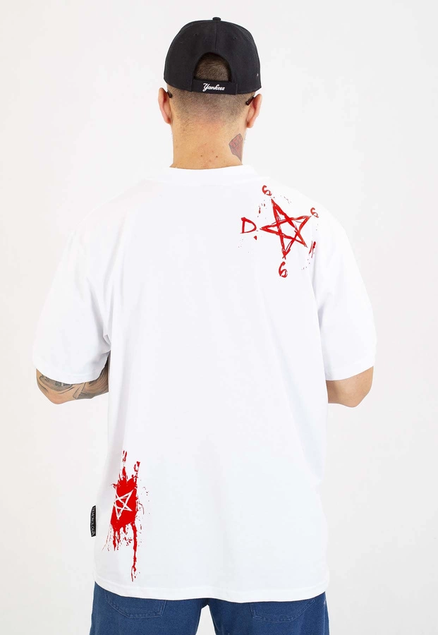 T-shirt Demonologia Witamy W Piekle biały