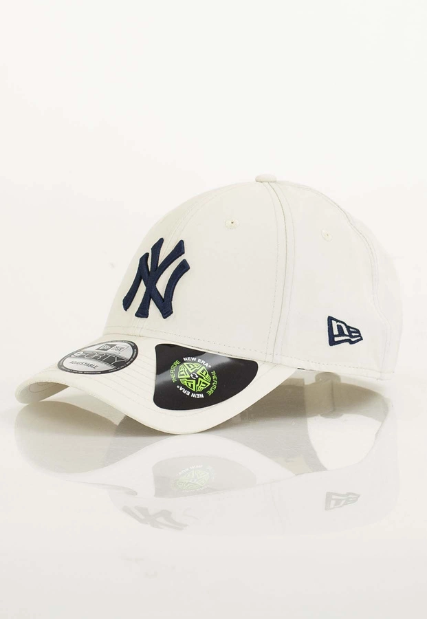 Czapka Trucker New Era Recycled 9Forty 60667429 beżowa