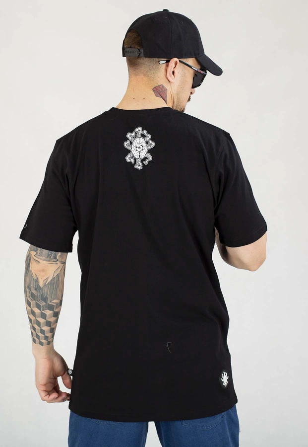 T-shirt Brain Dead Familia Occult Academy Fire czarny