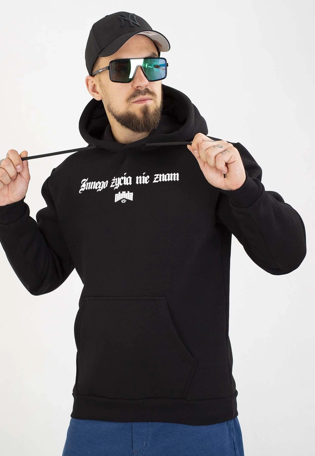 Bluza Chada Z Kapturem Innego Życia Nie Znam czarna