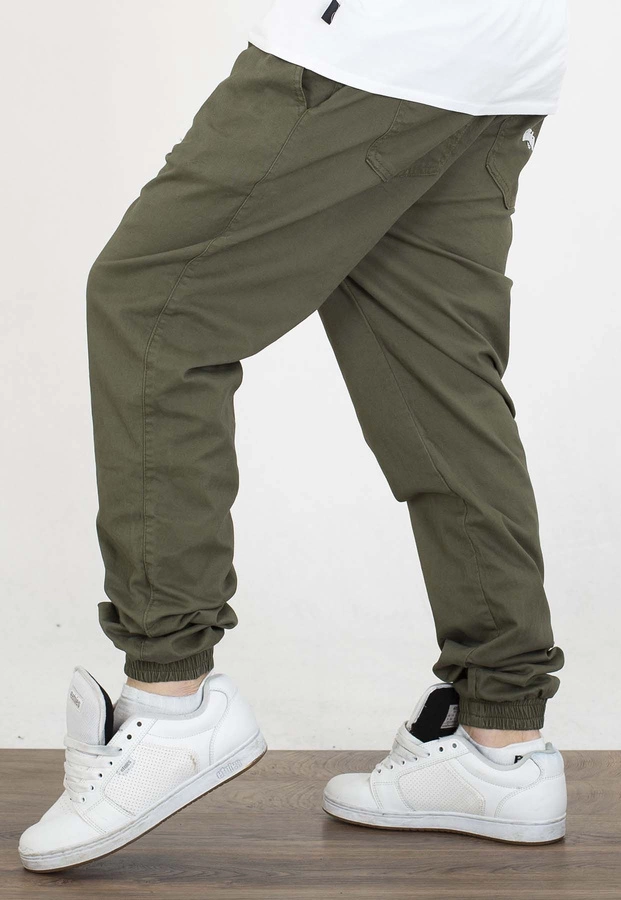 Spodnie Chada Proceder Jogger Chino Kastet Logo oliwkowe