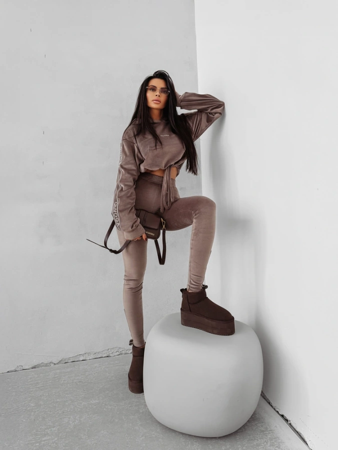 Komplet Olavoga Velvet Aura beżowy