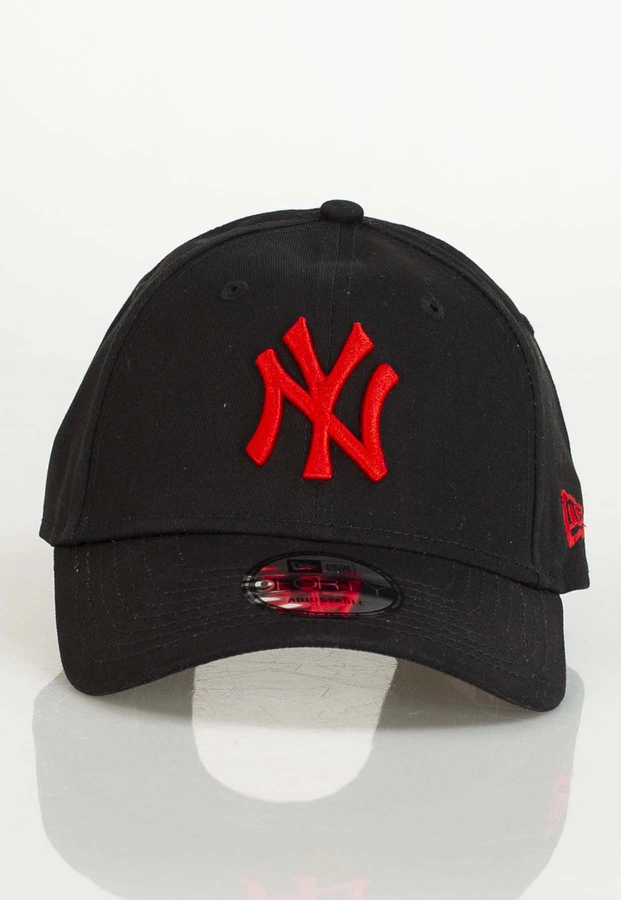 Czapka Full Cap New Era League Essential 9FORTY® New York Yankess 12380594 czarno czerwona