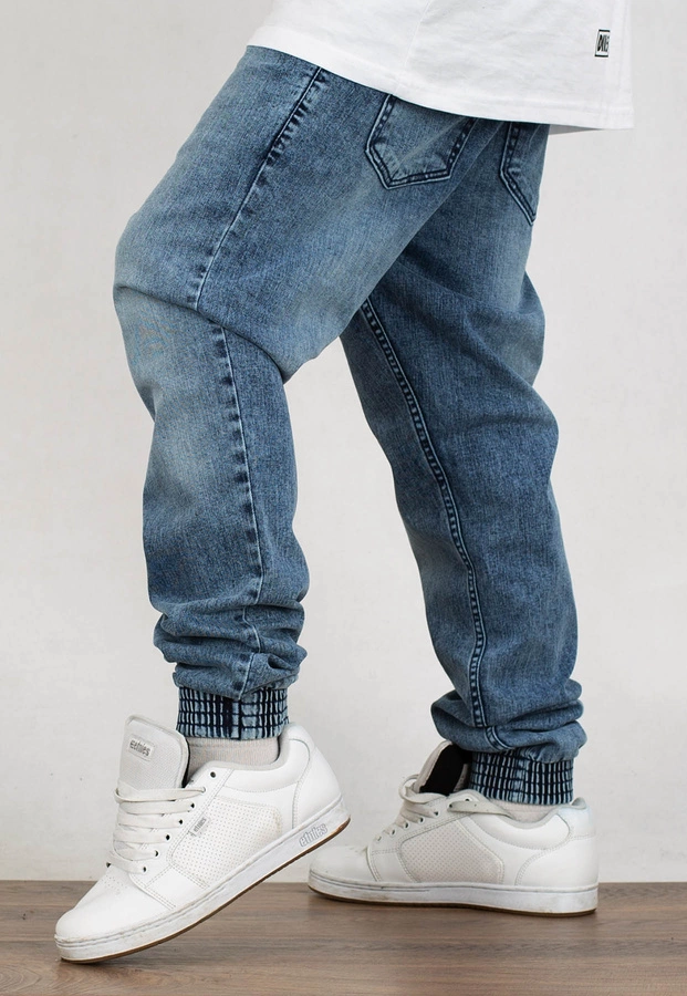 Spodnie SSG Jeansy Slim Skin jeans wycierane light blue