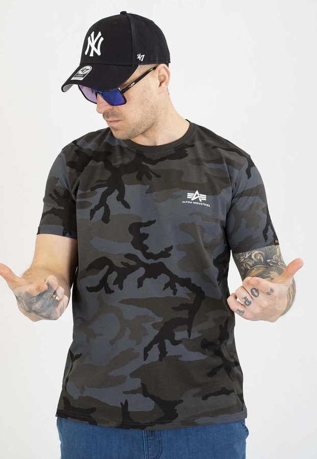 T-shirt Alpha Industries Back Print 128507C czarny camo