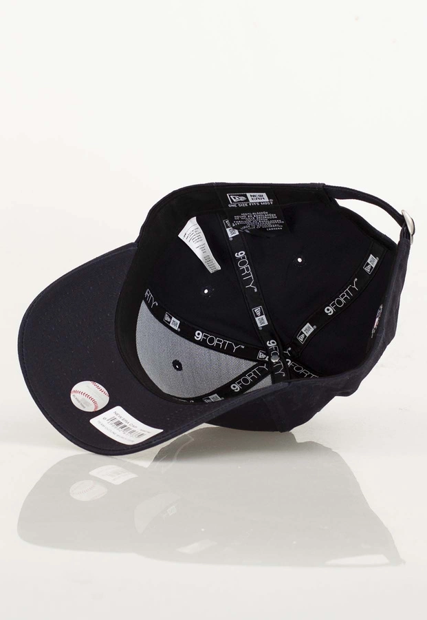 Czapka Trucker New Era Team Outline 9Forty 60667390 granatowa