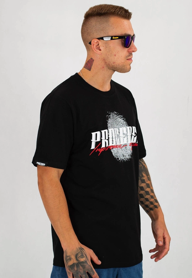 T-shirt Chada Inspirowany czarny
