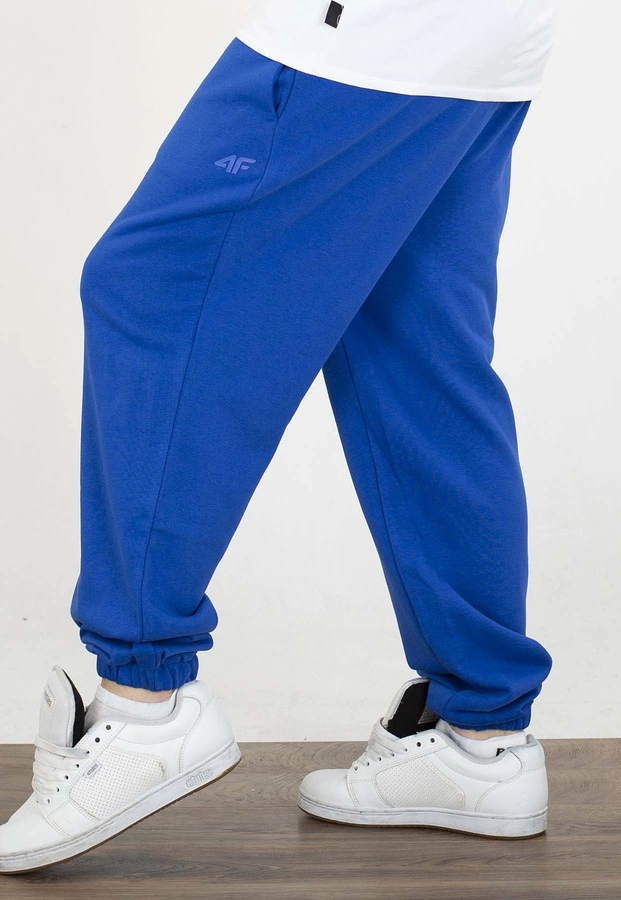 Dresy 4F Regular CAS M1272 kobaltowe