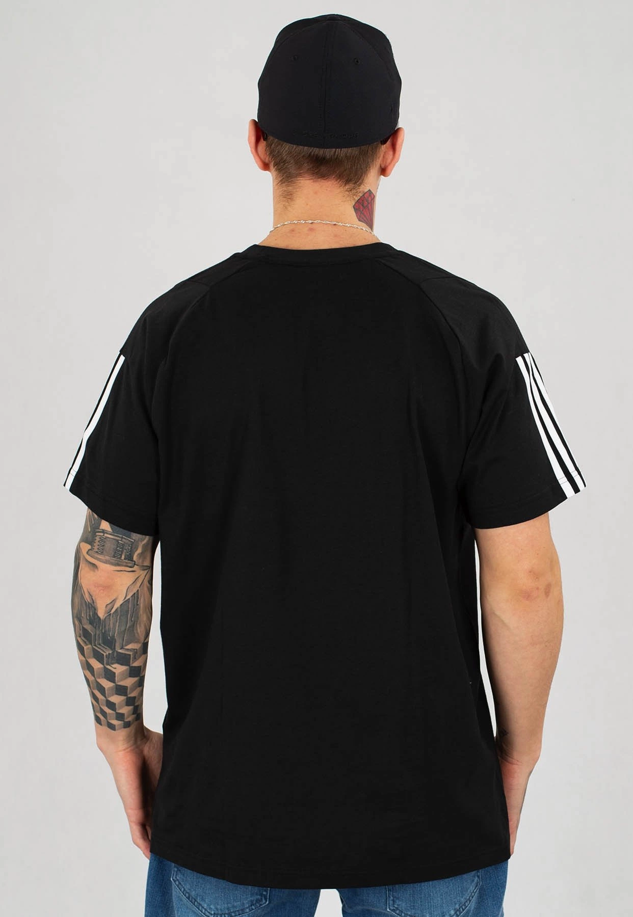 T shirt Adidas Design 2 Move 3 Stripes Tee DT3043 czarny MEMBRANA.PL