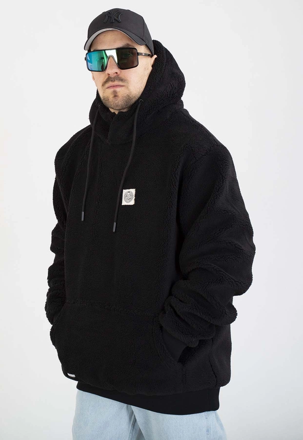 Kurtka Mass Z Kapturem Zimowa Patch Teddy czarna
