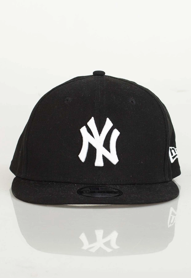 Czapka Full Cap New Era League Essential 59FIFTY® New York Yankess11180833 czarno biała