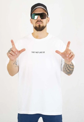 T-shirt Lucky Dice Baggy Not Like Us biały