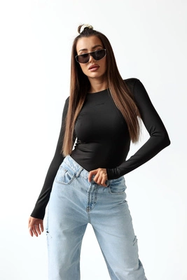 Longsleeve Olavoga Basit czarny