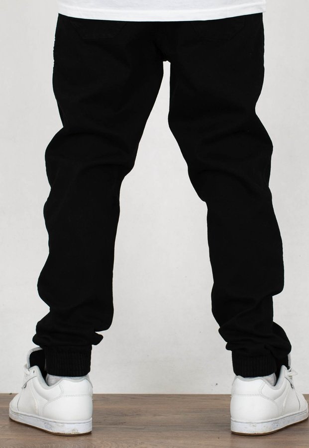Spodnie B.O.R. Biuro Ochrony Rapu Joggery Fit czarny jeans